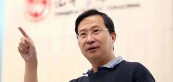 饶毅炮轰张文宏：医生扮演科学家，不懂装懂！  -图1